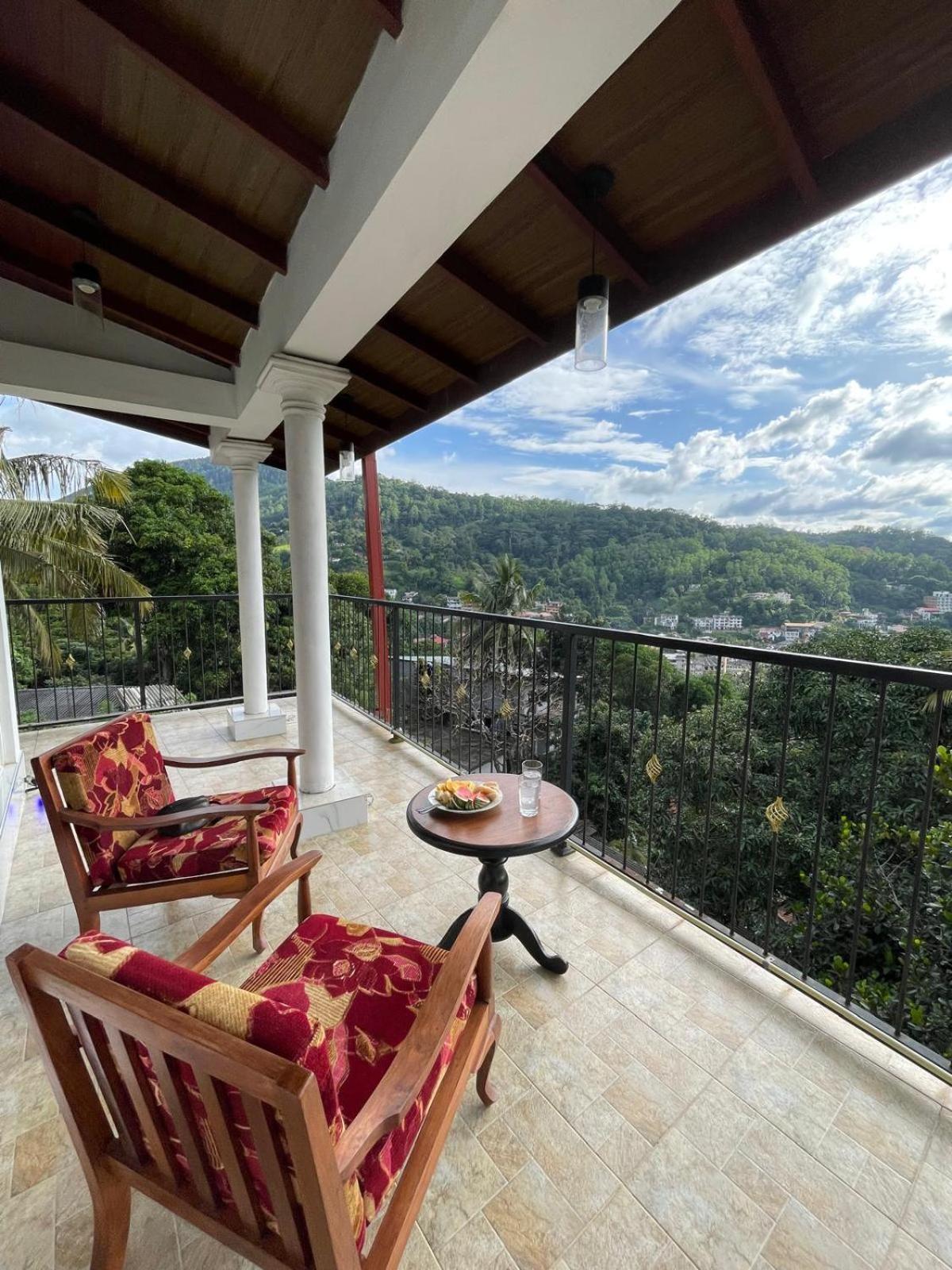 Kandyan View Homestay -Foreign Bagian luar foto